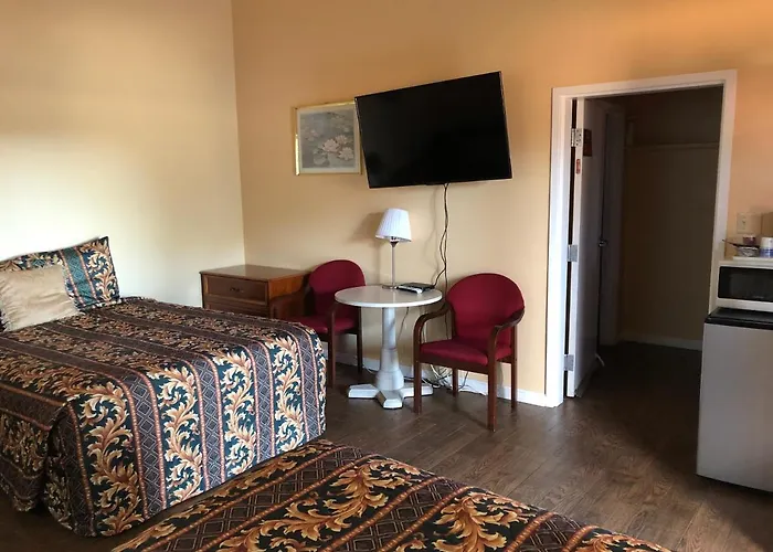 Vacation rental: 2172 Main St